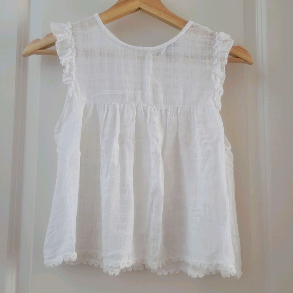White crop top